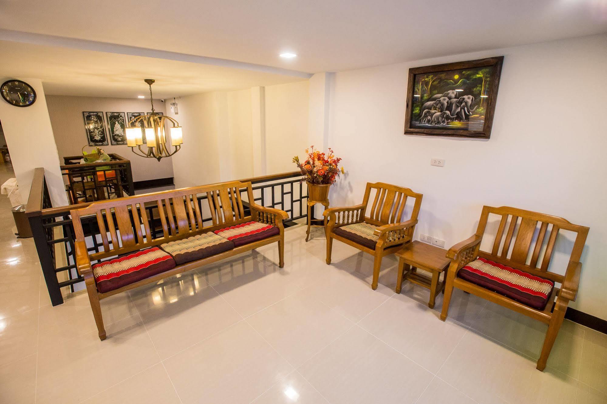 C Hotel Boutique And Comfort Chiang Mai Luaran gambar